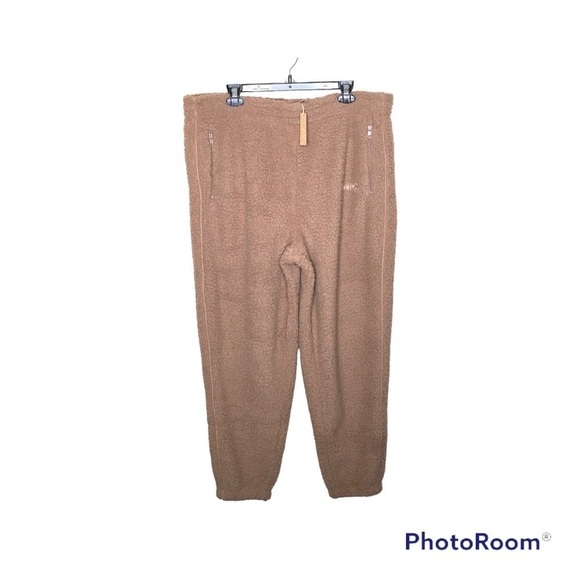 NWT SKIMS Cozy Knit High Waisted Sherpa Jogger Tigers Eye XL - Picture 4 of 16